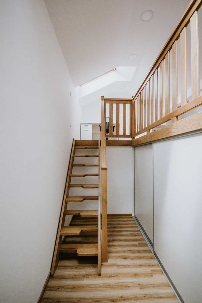 Rojc apartment_stopnišče