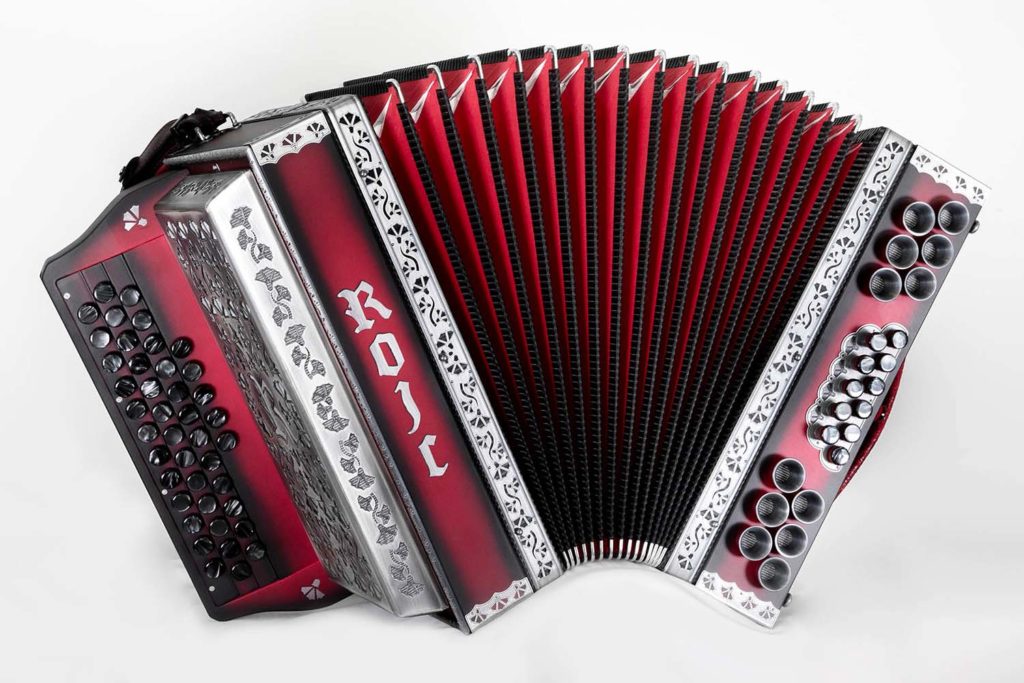 Rojc_harmonike_rdeča_mat_2